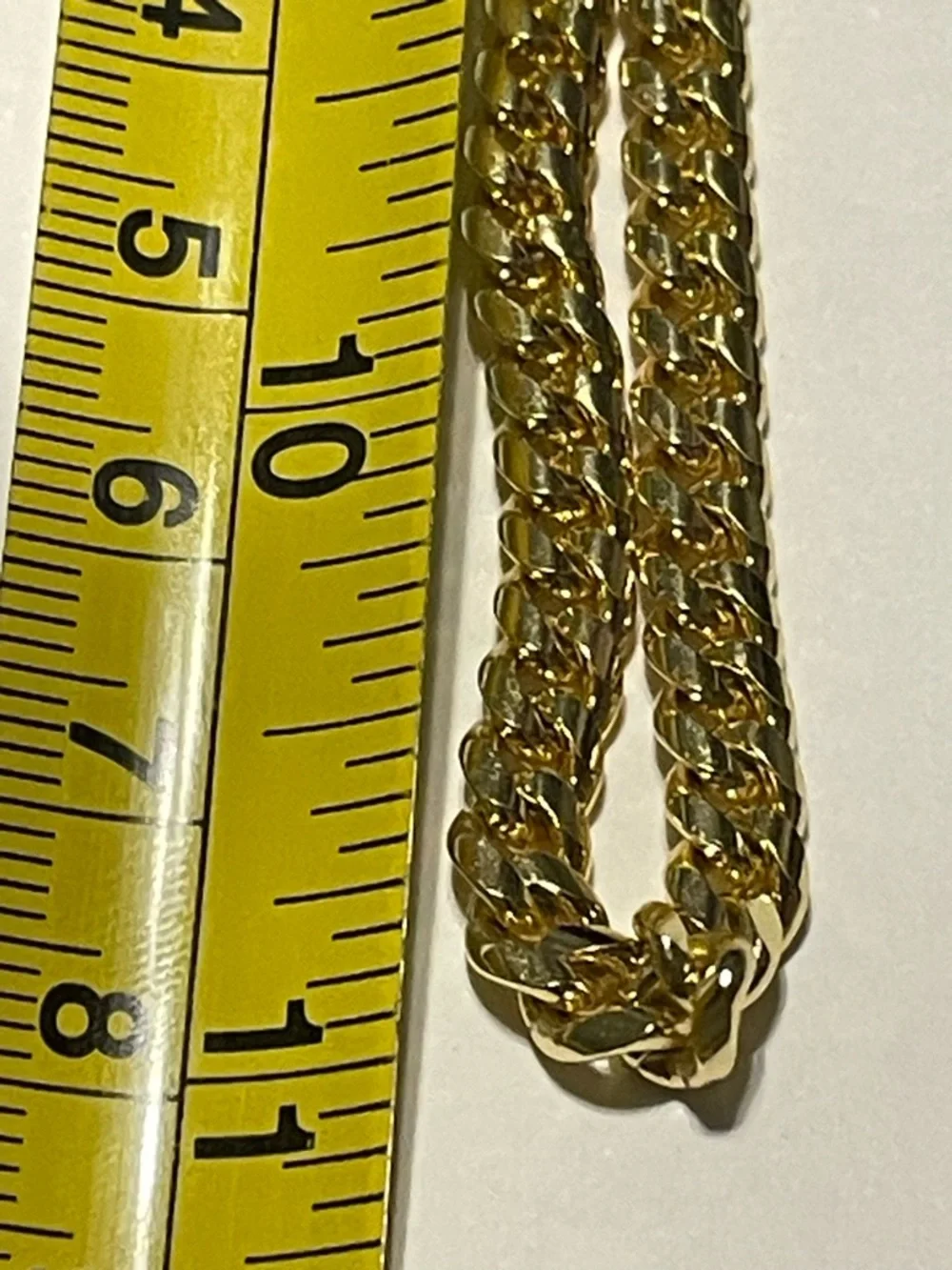 Gold Tone Chain Necklace #7577